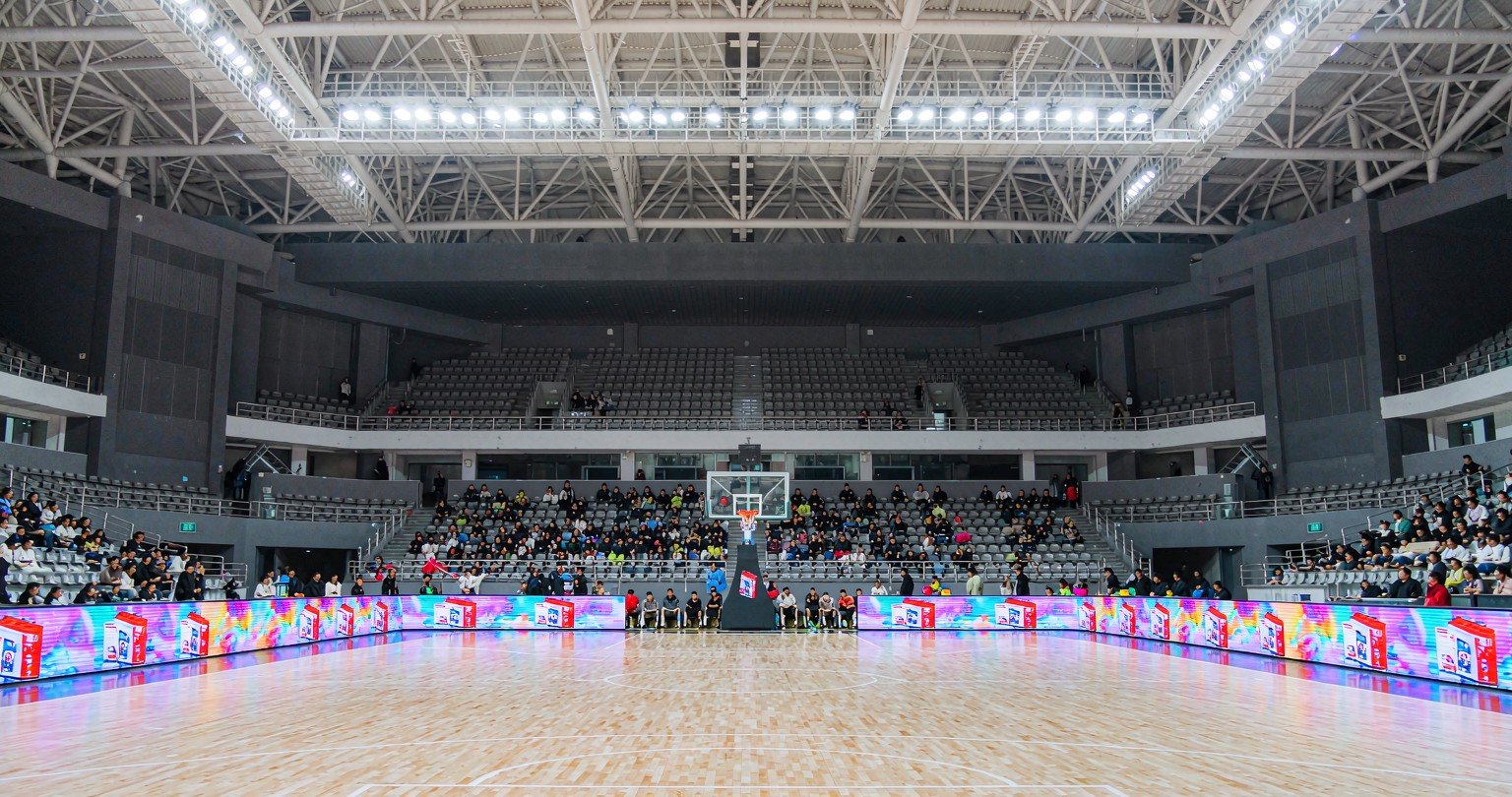 LED perimeter boards at a basketball arena